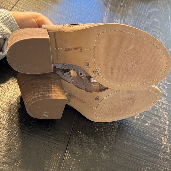 Vince Camuto Taupe Open-Toe Ankle Booties Heels size 7.5 - Picture 7 of 7